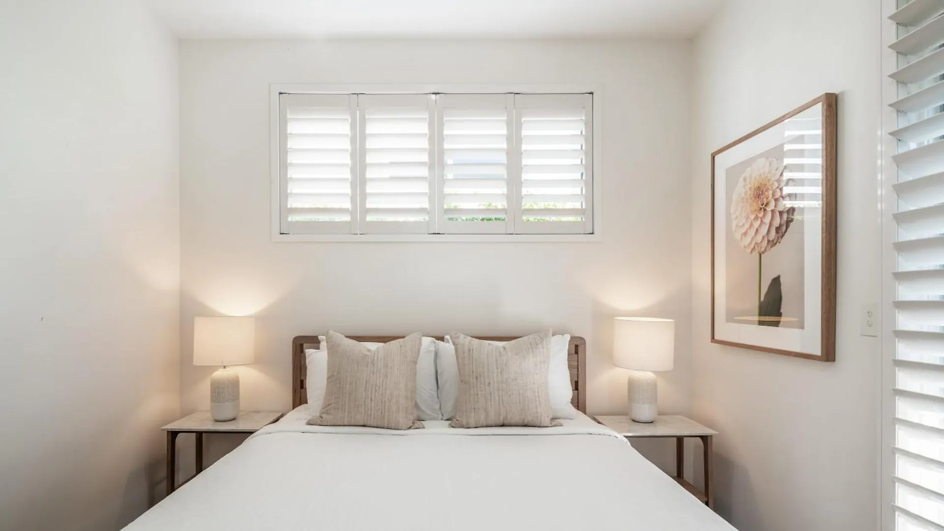 Headlands Hideaway - Pet Friendly Home At Moffs Caloundra 0*,