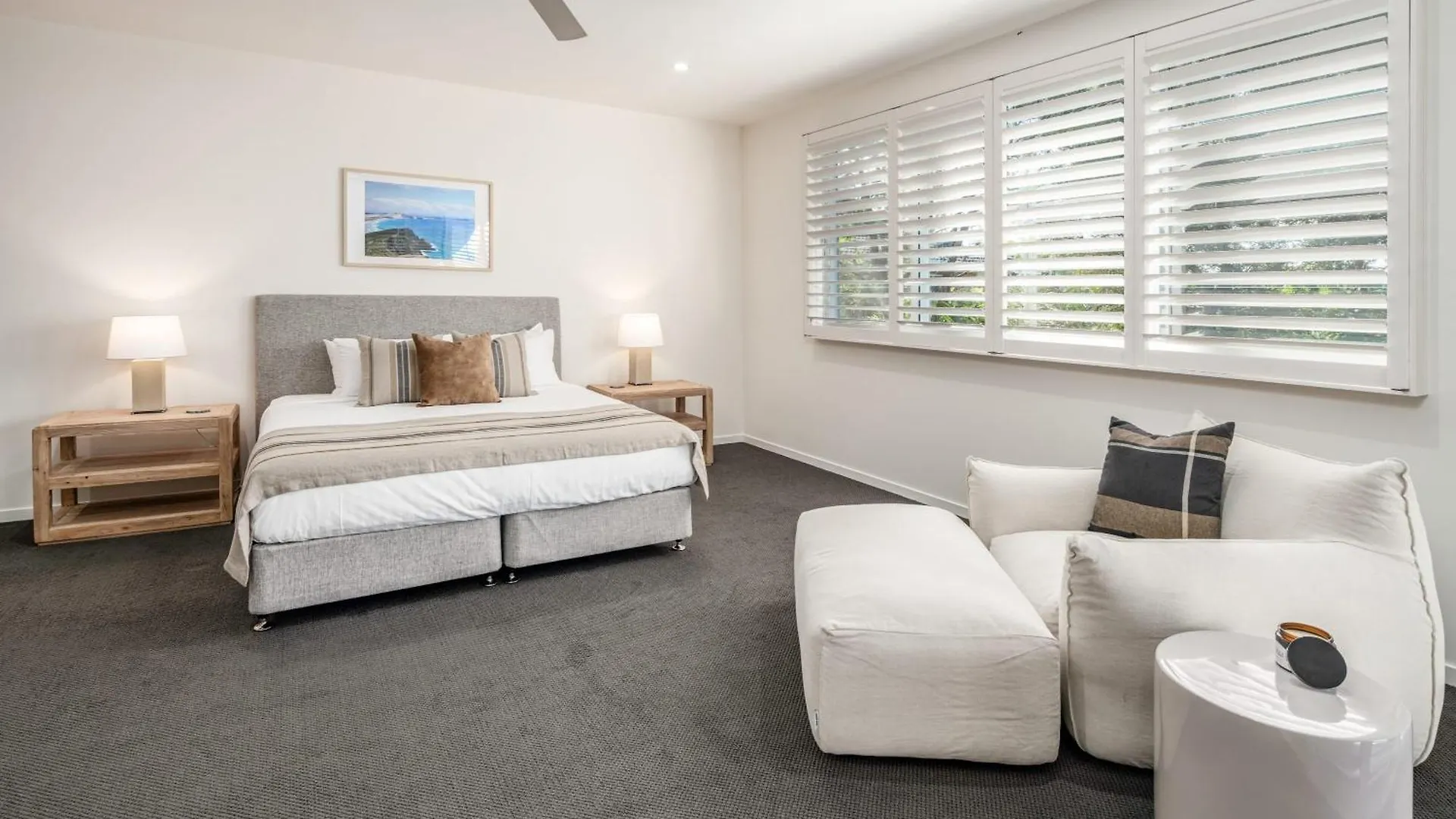 Headlands Hideaway - Pet Friendly Home At Moffs Caloundra Holiday home