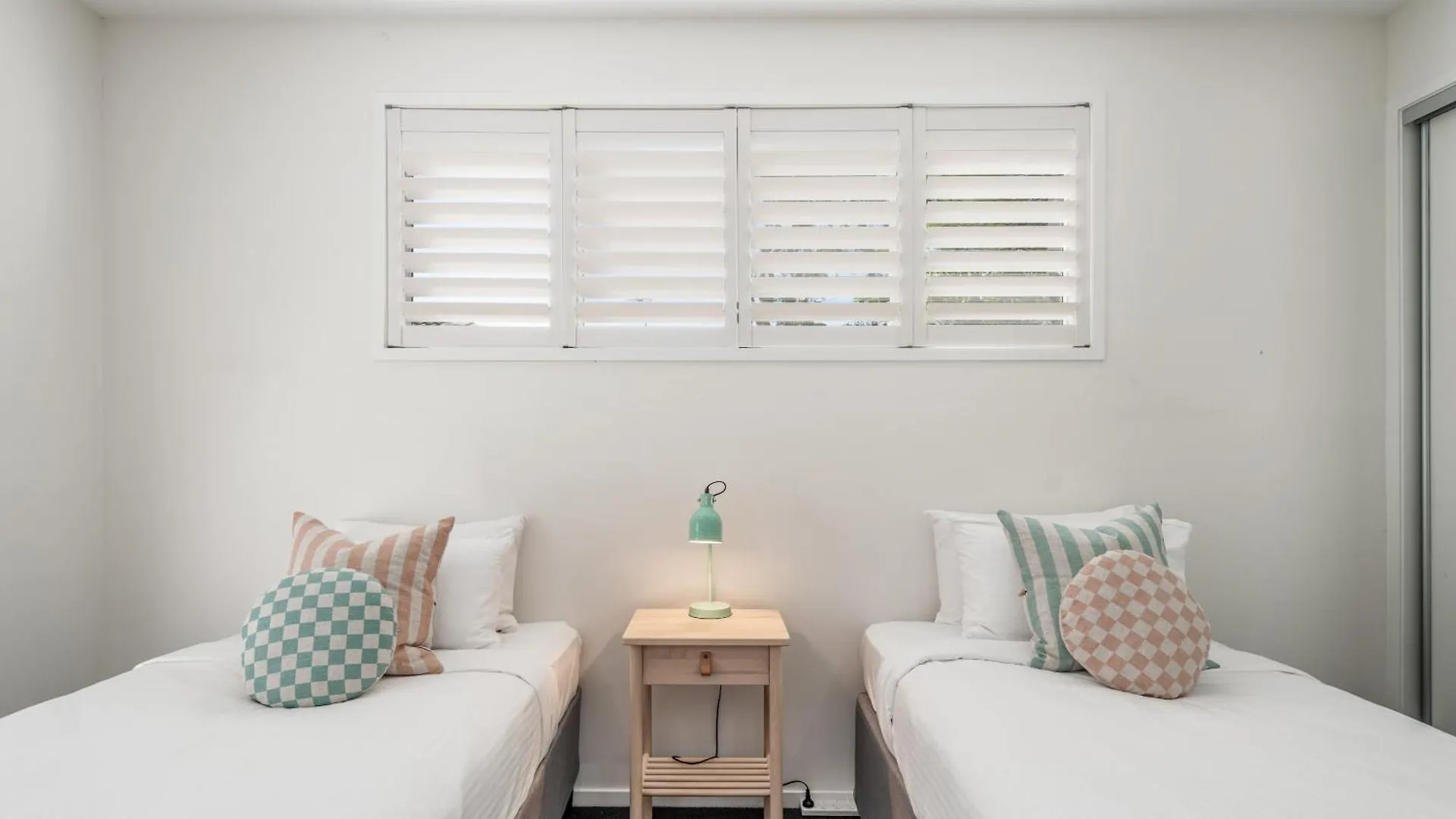 Holiday home Headlands Hideaway - Pet Friendly Home At Moffs Caloundra